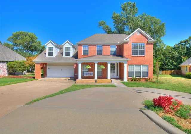 Photo 2 of Single family home for sale at 239 Woodview Ln, Sapulpa, OK 74066 | MLS# 2620151 | Listing updated on 2026-09-03