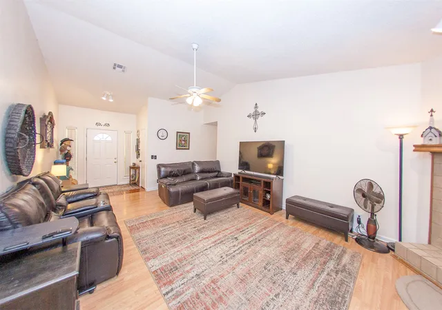 Photo 3 of Sale Pending at 2984 W 65Th St, Tulsa, OK 74132 | MLS# 2630891 | Listing updated on 2026-09-14