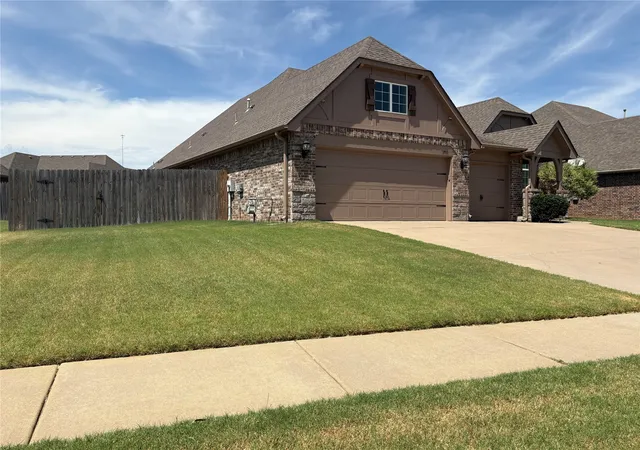 Photo 2 of Sale Pending at 17511 45th St, Tulsa, OK 74134 | MLS# 2631192 | Listing updated on 2026-09-12