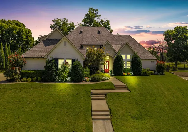 Photo 1 of Sale Pending at 107 Williamsburg St, Catoosa, OK 74015 | MLS# 2631205 | Listing updated on 2026-08-30