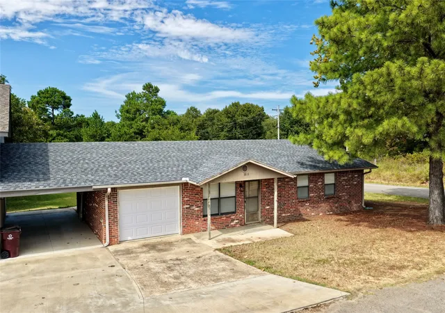 Photo 1 of Sale Pending at 1812 Sunset Dr, Eufaula, OK 74432 | MLS# 2630867 | Listing updated on 2026-09-26