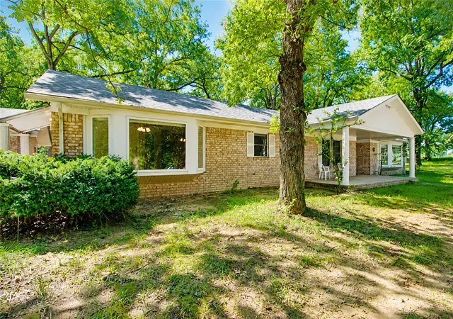 Photo 4 of Single family home for sale at 3260 Howard Rd, Beggs, OK 74421 | MLS# 2631333 | Listing updated on 2026-10-01