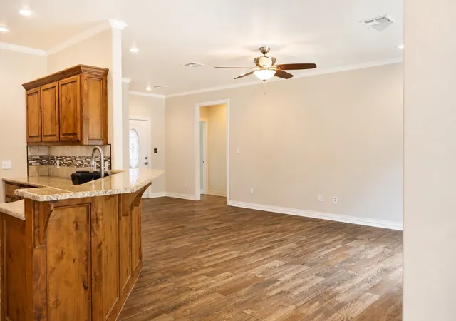Photo 4 of Single family home for sale at 1001 Stone Creek, Ardmore, OK 73401 | MLS# 2631236 | Listing updated on 2026-09-01