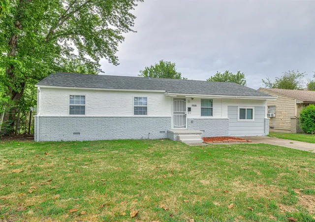 Single family home for sale at 1520 E 51St Pl N, Tulsa, OK 74126 | MLS# 2631358