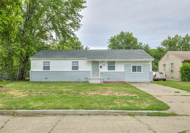 Photo 2 of Single family home for sale at 1520 E 51st Pl N, Tulsa, OK 74126 | MLS# 2631358 | Listing updated on 2026-09-14