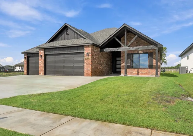 Photo 2 of Single family home for sale at 10401 E 132nd St S, Bixby, OK 74008 | MLS# 2631407 | Listing updated on 2026-10-22