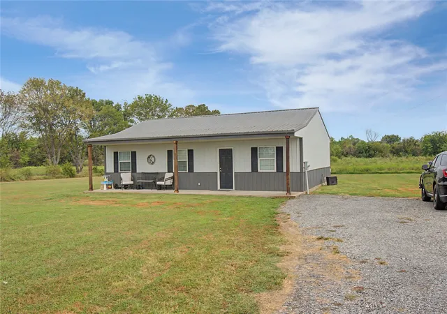 Photo 1 of Sale Pending at 11732 Oktaha Rd, Oktaha, OK 74450 | MLS# 2631385 | Listing updated on 2026-09-17
