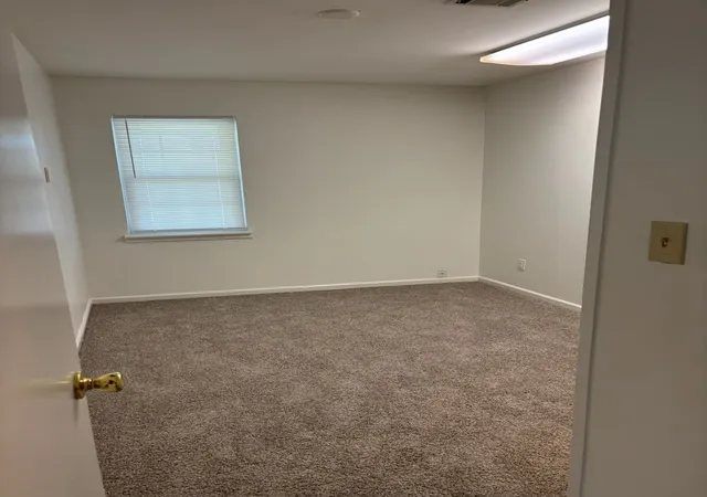 Photo 3 of Single family home for sale at 12104 N 129Th East Eastavenue, Collinsville, OK 74021 | MLS# 2631430 | Listing updated on 2026-09-14