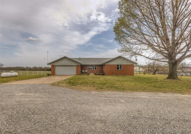 Photo 1 of Single family home for sale at 302 N Gas St, Chouteau, OK 74337 | MLS# 2631434 | Listing updated on 2026-09-09