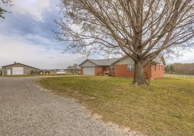Photo 3 of Single family home for sale at 302 N Gas St, Chouteau, OK 74337 | MLS# 2631434 | Listing updated on 2026-09-09