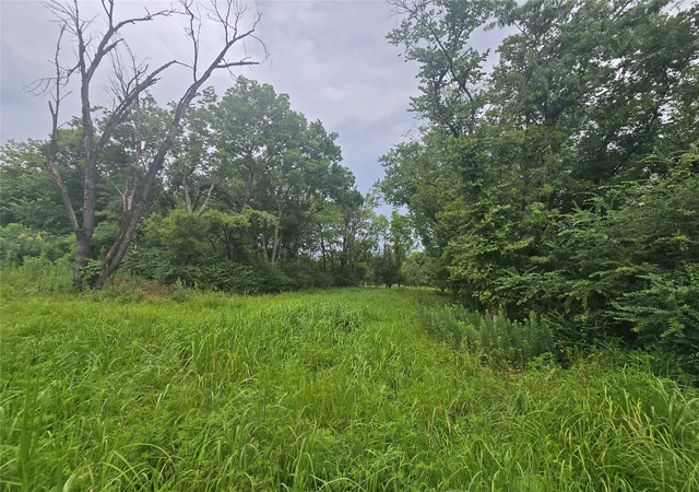 Photo 3 of Sale Pending at 20780 S Bryanwood Dr, Claremore, OK 74019 | MLS# 2631436 | Listing updated on 2026-09-22