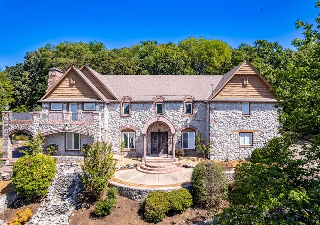 Photo 1 of Mansion for sale at 5929 E 86th St, Tulsa, OK 74137 | MLS# 2631151 | Listing updated on 2026-09-03
