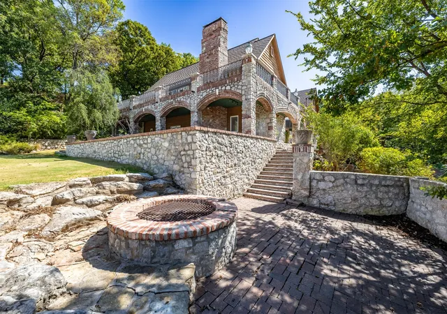 Photo 2 of Mansion for sale at 5929 E 86th St, Tulsa, OK 74137 | MLS# 2631151 | Listing updated on 2026-09-03