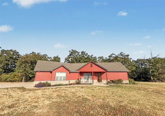 Photo 2 of Sale Pending at 11945 Hwy 82 A, Tahlequah, OK 74464 | MLS# 2631317 | Listing updated on 2026-08-30