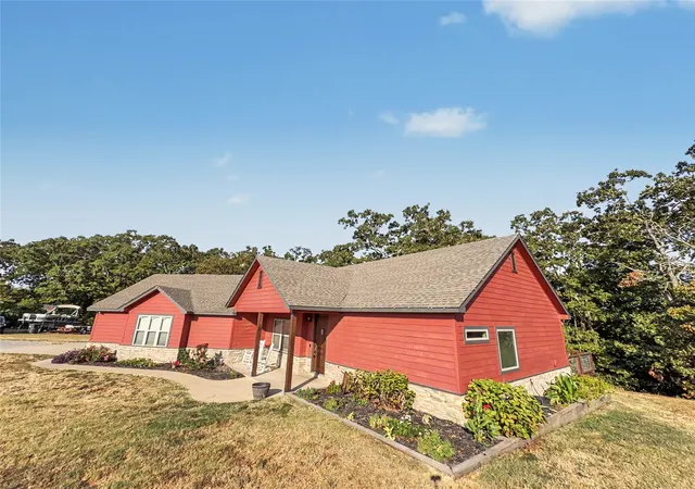 Photo 3 of Sale Pending at 11945 Hwy 82 A, Tahlequah, OK 74464 | MLS# 2631317 | Listing updated on 2026-08-30