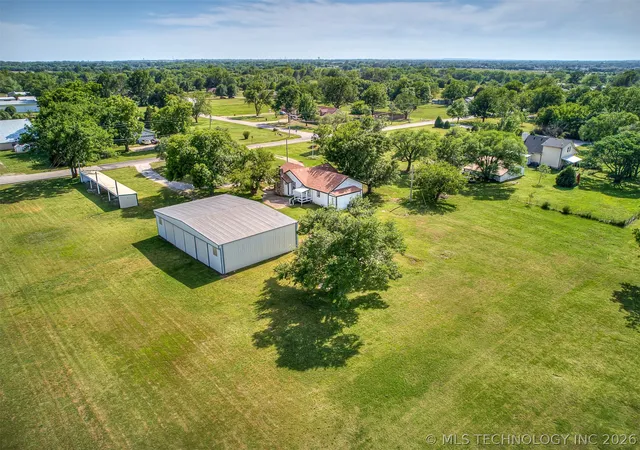 Photo 2 of Single family home for sale at 15115 E 136th St, Collinsville, OK 74021 | MLS# 2631481 | Listing updated on 2026-09-09