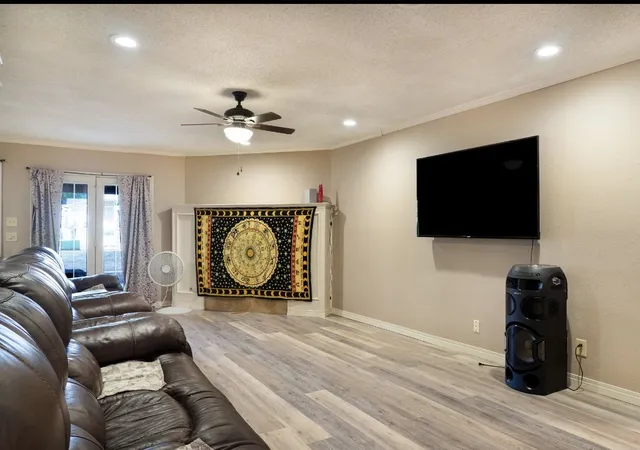 Photo 3 of Single family home for sale at 134 W Kent St, Broken Arrow, OK 74012 | MLS# 2630958 | Listing updated on 2026-09-13