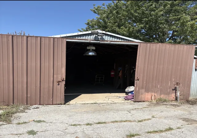Photo 3 of Single family home for sale at 15316 State Hwy 20 Hwy, Skiatook, OK 74070 | MLS# 2631491 | Listing updated on 2026-10-01