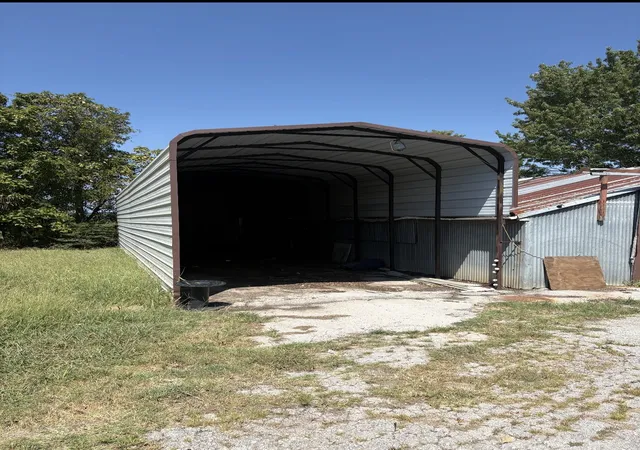 Photo 4 of Single family home for sale at 15316 State Hwy 20 Hwy, Skiatook, OK 74070 | MLS# 2631491 | Listing updated on 2026-10-01
