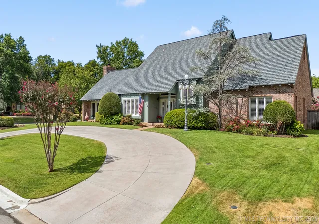 Photo 2 of Single family home for sale at 6172 S Marion Ave, Tulsa, OK 74136 | MLS# 2631559 | Listing updated on 2026-09-05