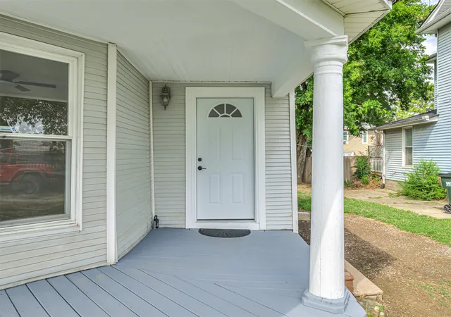 Photo 3 of Sale Pending at 512 S Poplar St, Sapulpa, OK 74066 | MLS# 2631266 | Listing updated on 2026-09-15
