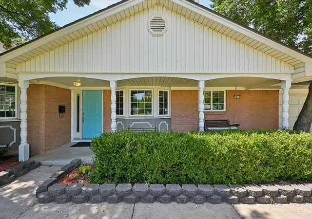 Photo 2 of Sale Pending at 5914 72nd Eastavenue, Tulsa, OK 74145 | MLS# 2631583 | Listing updated on 2026-09-09