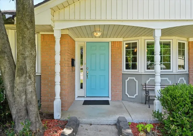Photo 3 of Sale Pending at 5914 72Nd Eastavenue, Tulsa, OK 74145 | MLS# 2631583 | Listing updated on 2026-09-09
