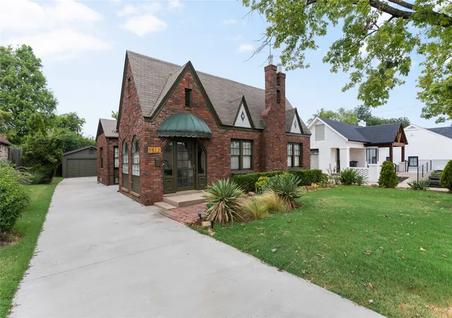 Photo 2 of Sale Pending at 1512 S Gary Pl, Tulsa, OK 74104 | MLS# 2631279 | Listing updated on 2026-08-31