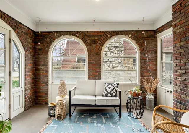 Photo 3 of Sale Pending at 1512 S Gary Pl, Tulsa, OK 74104 | MLS# 2631279 | Listing updated on 2026-08-31