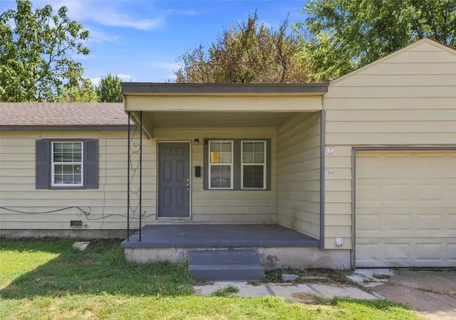 Photo 3 of Single family home for sale at 1544 E 53Rd St, Tulsa, OK 74126 | MLS# 2631347 | Listing updated on 2026-09-11