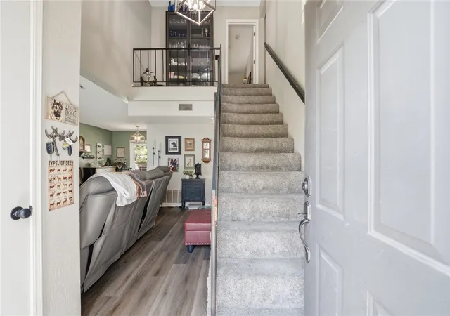 Photo 2 of Single family home for sale at 5438 Clearview Dr, Bartlesville, OK 74006 | MLS# 2631492 | Listing updated on 2026-09-07