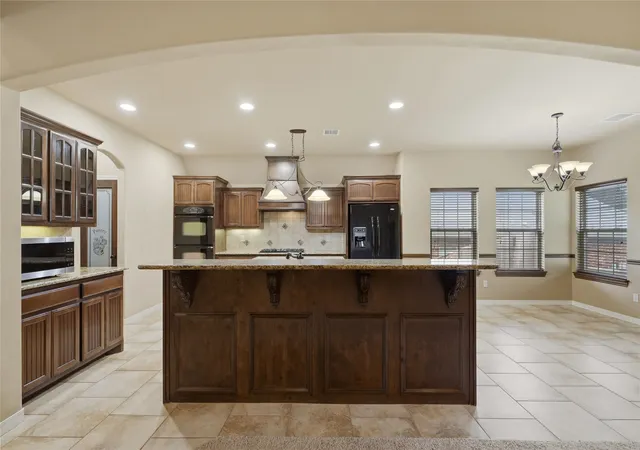 Photo 2 of Single family home for sale at 8210 S 14th Pl, Broken Arrow, OK 74011 | MLS# 2631599 | Listing updated on 2026-09-28