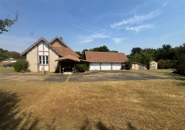 Photo 1 of Sale Pending at 108 Brian Ln, Hugo, OK 74743 | MLS# 2631674 | Listing updated on 2026-09-05