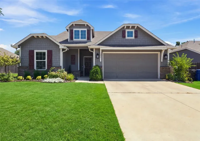 Photo 1 of Sale Pending at 7211 S Joshua Ave, Broken Arrow, OK 74011 | MLS# 2631314 | Listing updated on 2026-09-14