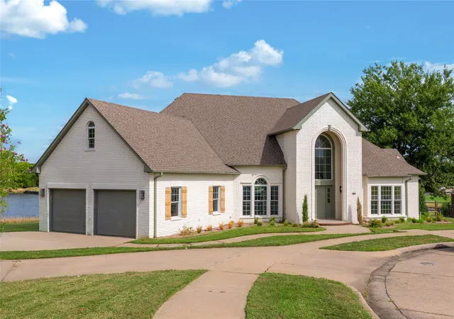 Photo 3 of Single family home for sale at 8317 N 99th East Eastavenue, Owasso, OK 74055 | MLS# 2631514 | Listing updated on 2026-10-05