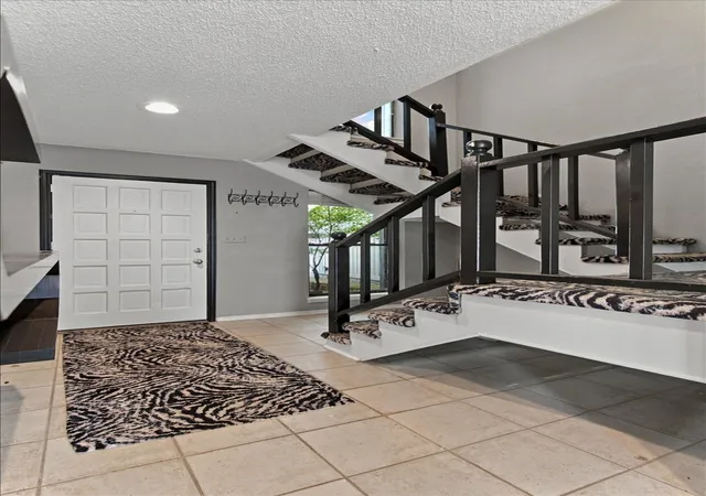 Photo 2 of Condo for sale at 5923 S Atlanta Ave #2, Tulsa, OK 74105 | MLS# 2631274 | Listing updated on 2026-09-01