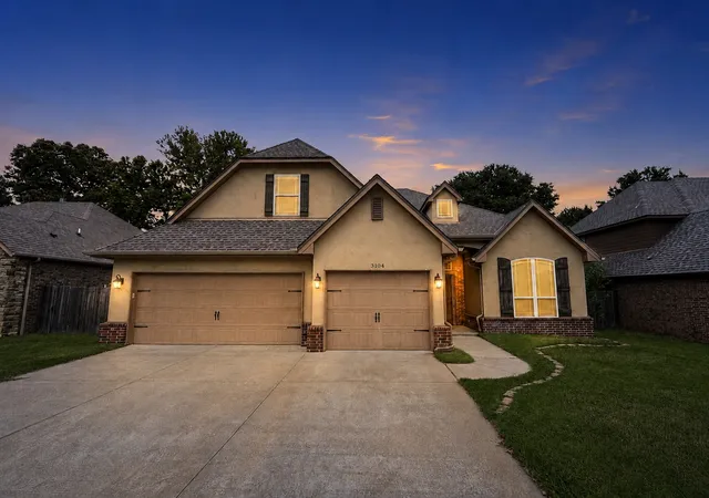Photo 2 of Single family home for sale at 3104 W Mobile St, Broken Arrow, OK 74011 | MLS# 2631250 | Listing updated on 2026-09-14