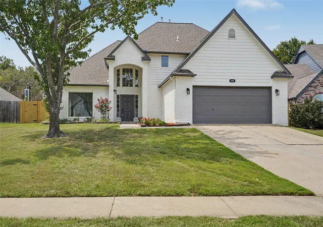 Photo 1 of Single family home for sale at 908 S Umbrella Cir, Broken Arrow, OK 74012 | MLS# 2631828 | Listing updated on 2026-10-07