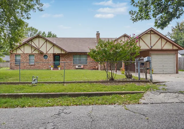 Photo 1 of Single family home for sale at 546 N 38 Westavenue, Tulsa, OK 74127 | MLS# 2631601 | Listing updated on 2026-09-13
