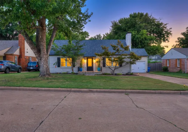 Photo 1 of Sale Pending at 1338 S Marion Ave, Tulsa, OK 74112 | MLS# 2631463 | Listing updated on 2026-09-05