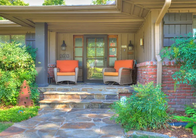 Photo 4 of Single family home for sale at 2603 S Columbia Pl, Tulsa, OK 74114 | MLS# 2631729 | Listing updated on 2026-08-30