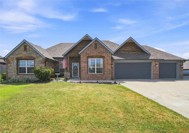 Photo 1 of Sale Pending at 3620 W Golden Rod St, Skiatook, OK 74070 | MLS# 2631763 | Listing updated on 2026-08-31