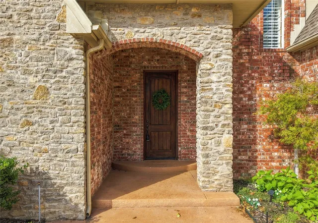 Photo 2 of Single family home for sale at 10112 S 86th East Pl, Tulsa, OK 74133 | MLS# 2631847 | Listing updated on 2026-10-22