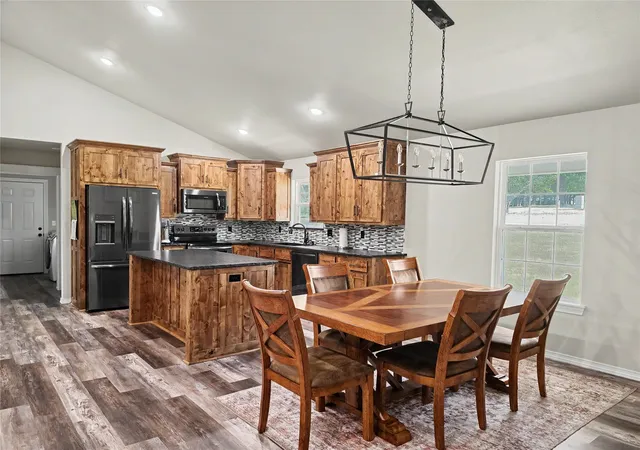 Photo 3 of Sale Pending at 16068 W Jones Rd, Tahlequah, OK 74464 | MLS# 2631857 | Listing updated on 2026-09-02