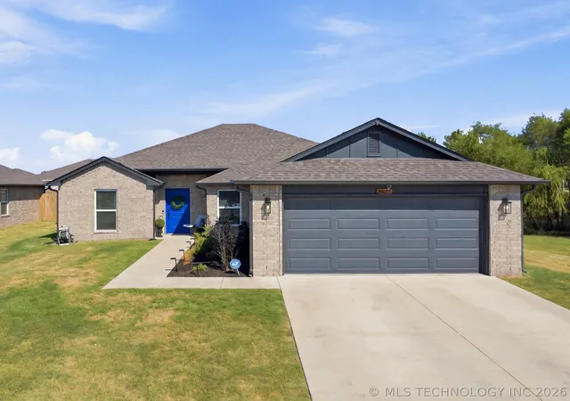 Photo 1 of Sale Pending at 4037 151st Eastavenue, Tulsa, OK 74134 | MLS# 2631854 | Listing updated on 2026-09-28