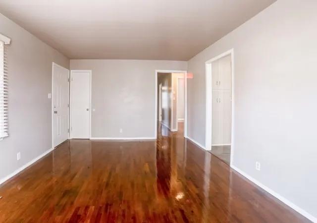 Photo 3 of Sale Pending at 200 W 44Th St, Sand Springs, OK 74063 | MLS# 2631872 | Listing updated on 2026-09-30