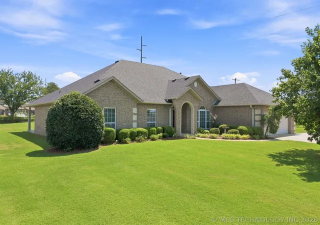 Photo 1 of Single family home for sale at 11099 S 55th West Westavenue, Sapulpa, OK 74066 | MLS# 2631318 | Listing updated on 2026-10-05