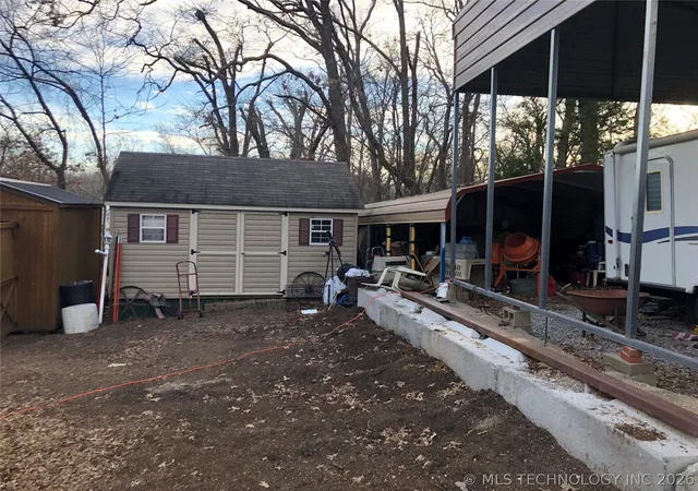 Photo 4 of Single family home for sale at 4905 Blackfoot Ln, Kingston, OK 73439 | MLS# 2631897 | Listing updated on 2026-09-08