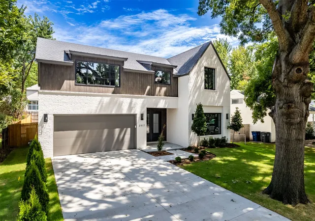 Photo 2 of Single family home for sale at 3917 S Rockford Ave, Tulsa, OK 74105 | MLS# 2623184 | Listing updated on 2026-09-13