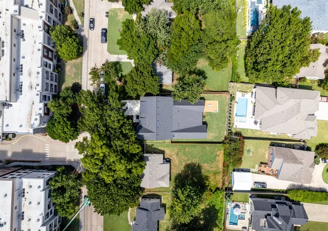 Photo 41 of Single family home for sale at 3917 S Rockford Ave, Tulsa, OK 74105 | MLS# 2623184 | Listing updated on 2026-10-04